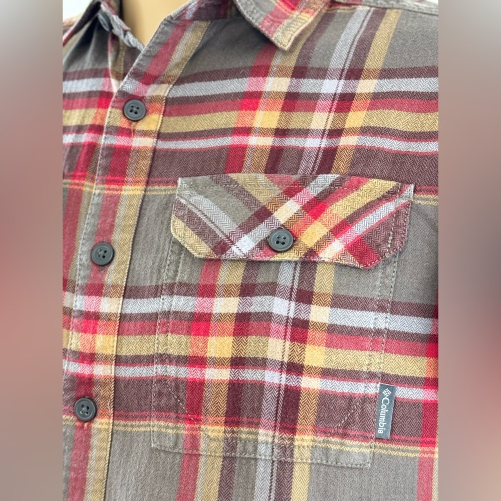 Columbia Omni Wick Plaid Long Sleeve, Button Up Shirt, Men's Size Small - Picture 2 of 10